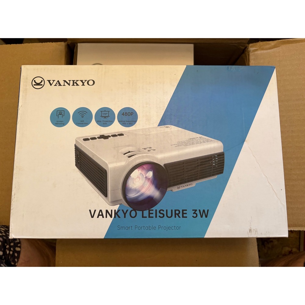 Vankyo Leisure 3W Mini Projector Wireless Screen Mirroring White with Case‎